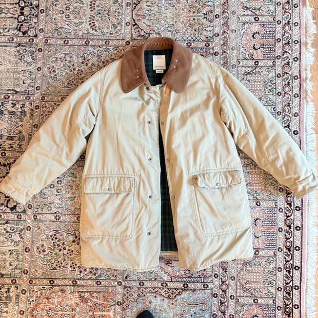 비즈빔 블랙카이트코트