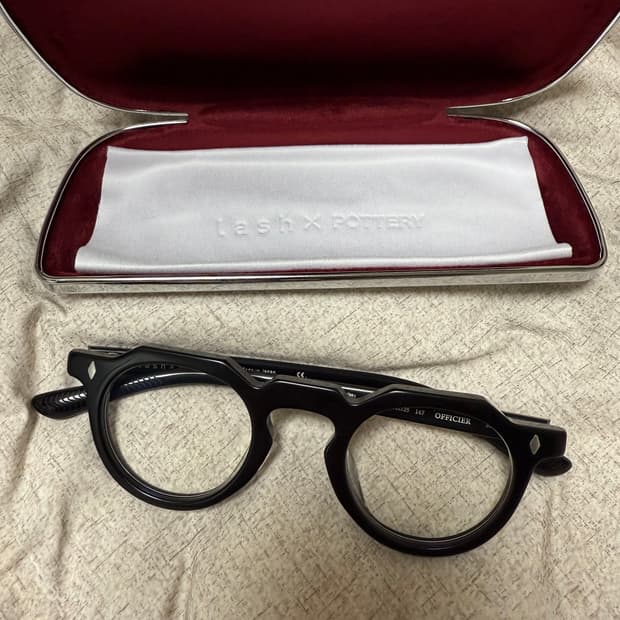 래쉬 x 포터리 안경