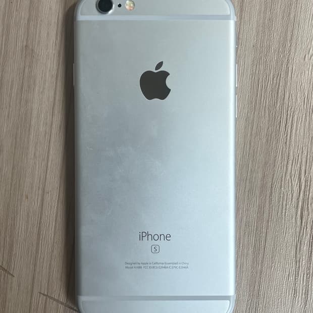 아이폰 6s 실버 16기가 무소음 카메라 