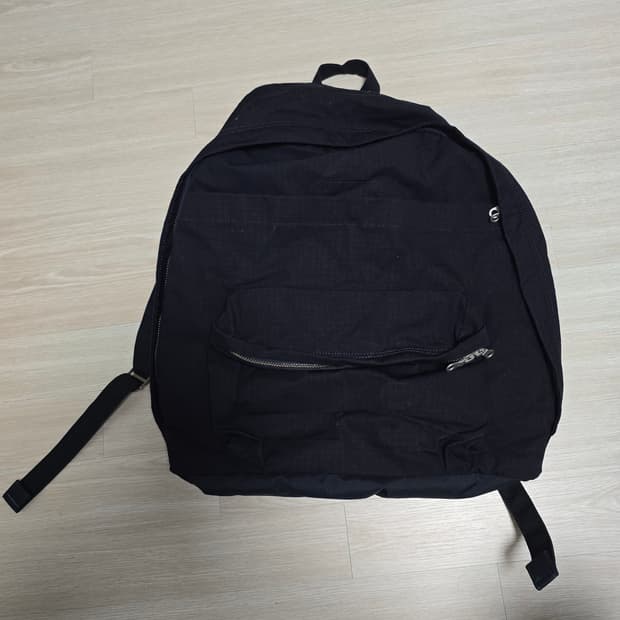 나나미카 데이백
- 블랙