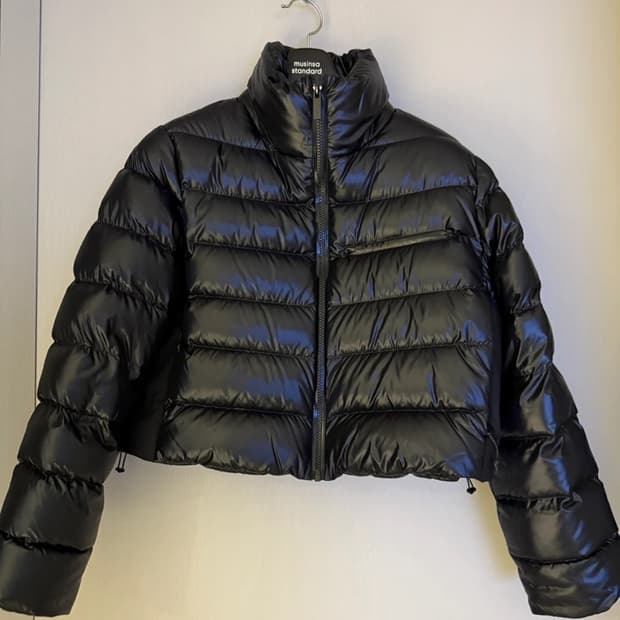 몽클레어 경량패딩 숏다운 