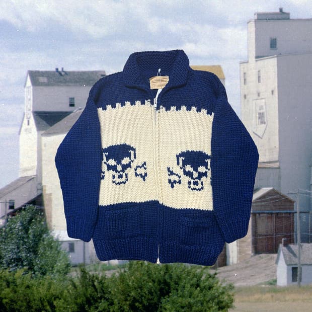 캐나다 핸드니팅 스컬 그래픽 코위찬