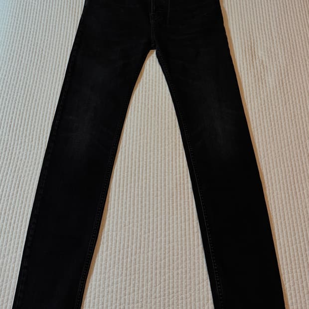balenciaga archetype 17fw damage jean