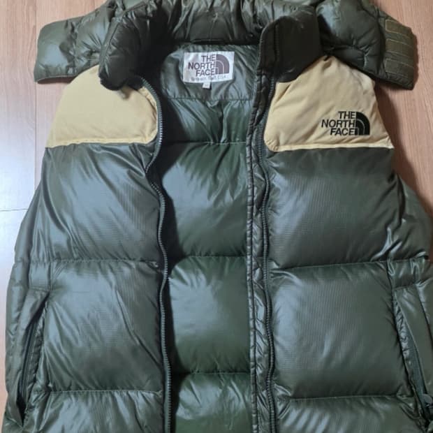 노스페이스 패딩 조끼