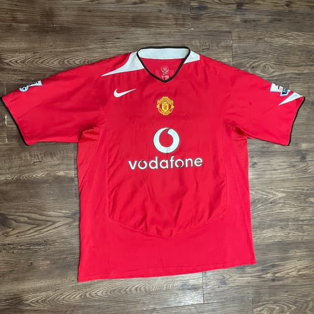 04-06 나이키 맨유 보다폰 홈 유니폼 레드