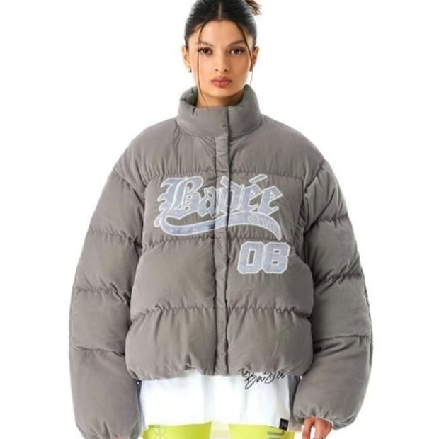 Badee 배디 벨루어 바시티 패딩 실버