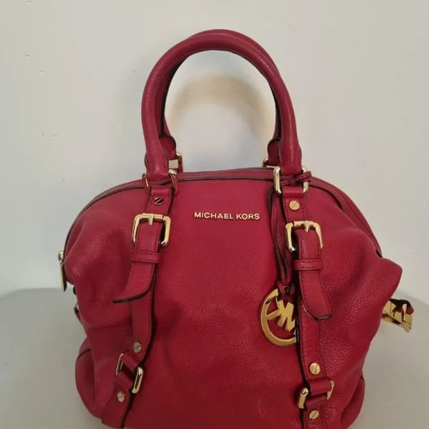 마이클코어스 베드포드 사첼백 레드