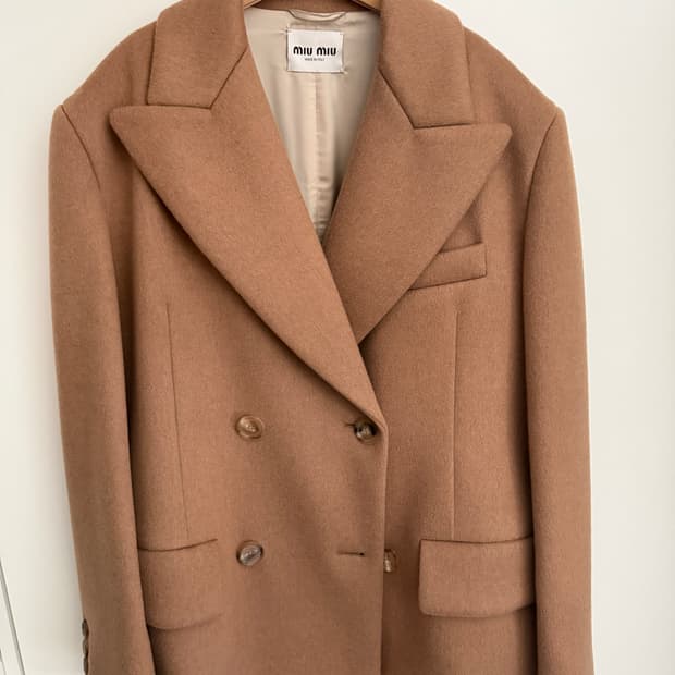 미우미우 벨루어 자켓 카멜