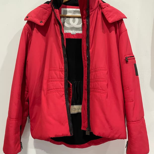 샤넬 패딩 40사이즈 정품