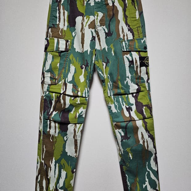 스톤아일랜드 카모플라쥬 카고 팬츠
