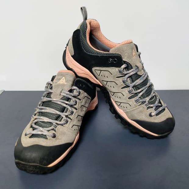 험토 여성용 로우 릿지 트레킹 등산화 볼더 TRX (240mm)

