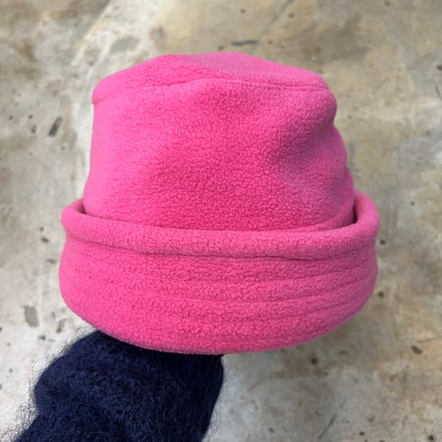 핑크 후리스 버킷햇