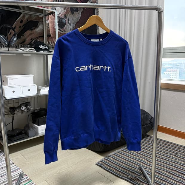 칼하트 wip 맨투맨