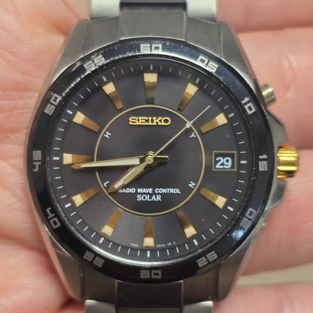 세이코 태양광 라디오 전파수신 7B42-0AH0 시계