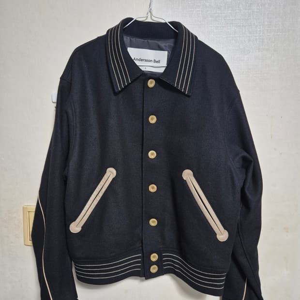 [L] 앤더슨벨 써니 바시티 자켓