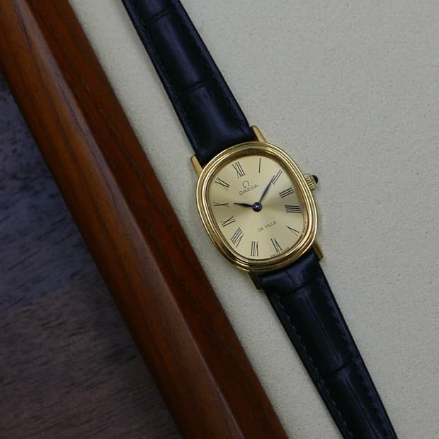 오메가 빈티지 드빌 엘립스 로만 카보숑