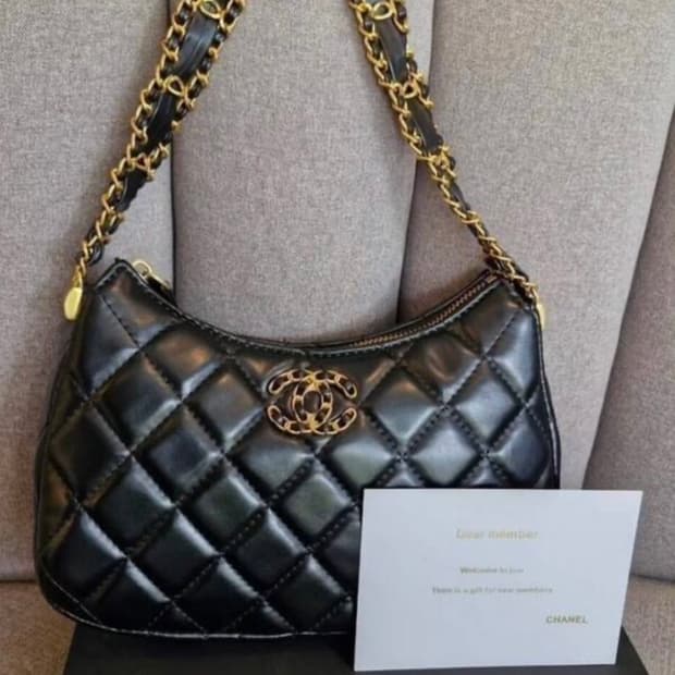 샤넬뷰티 체인 호보백 숄더백