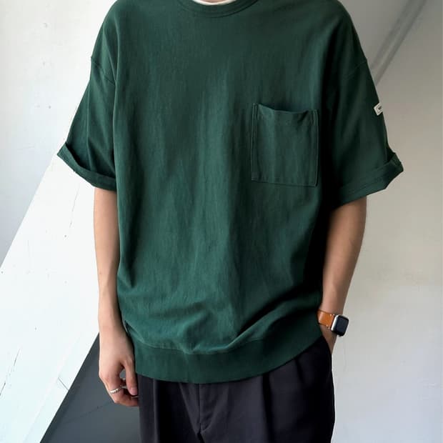 Design patch wide silhouette t-shirt