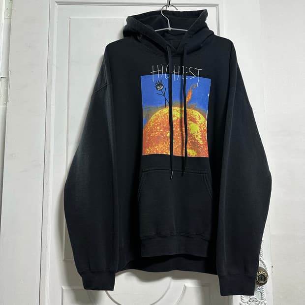 트레비스 스캇 머천 후드티