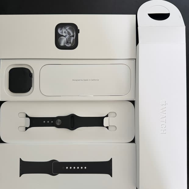 애플워치 11 42mm gps + 정품 스포츠 밴드sm