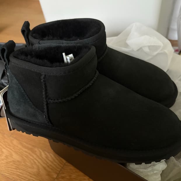 어그 클래식 울트라 미니