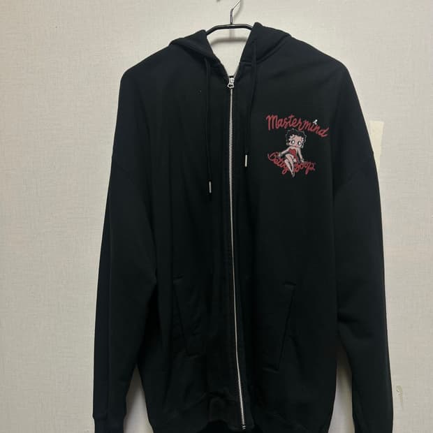 MASTERMIND WRD X BETTY BOOP ZIP UP 
