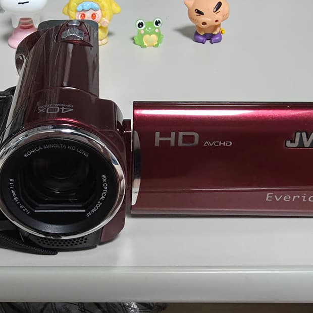 JVC 에버리오 GZ-HM670 레드 빈티지 디지털캠코더