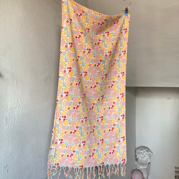 빈티지 핑크 플라워 패턴 머플러