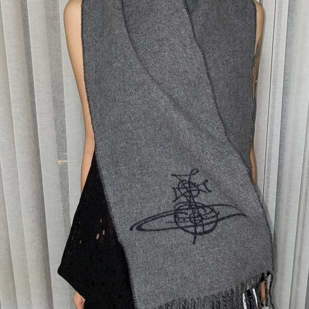 Vivienne westwood 울 머플러