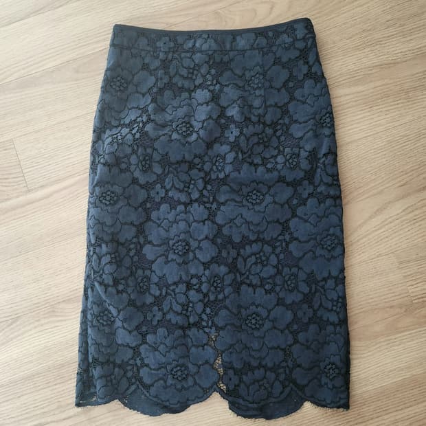 질스튜어트뉴욕 스커트