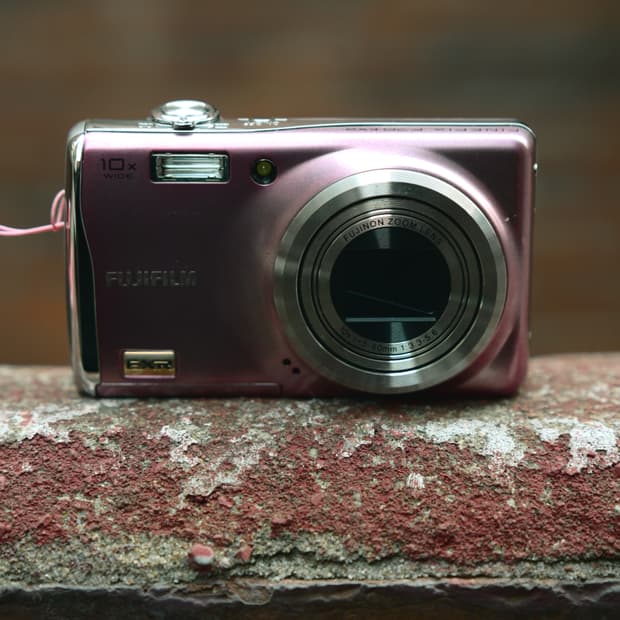 후지 파인픽스 F70 EXR