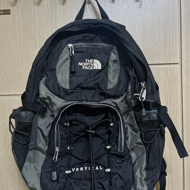 노스페이스 버티컬 백팩 30L