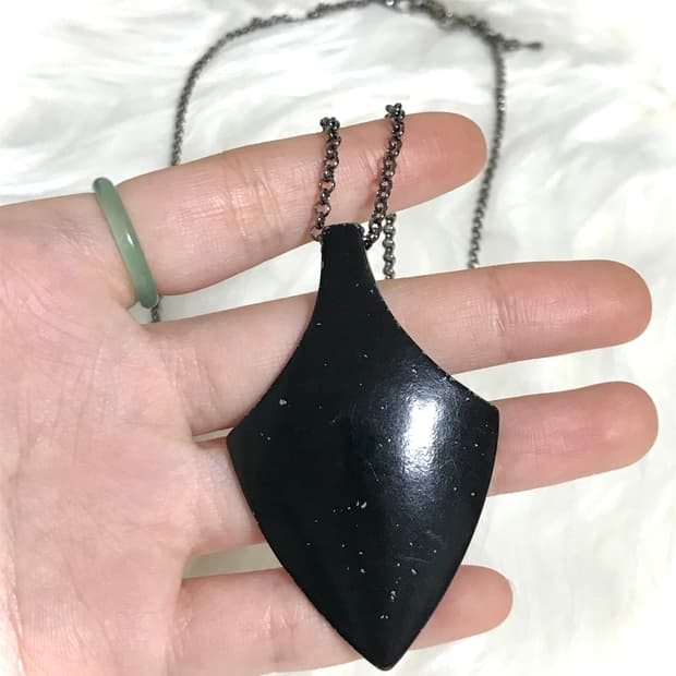 빈티지 볼드 쉴드 팬던트 체인 목걸이