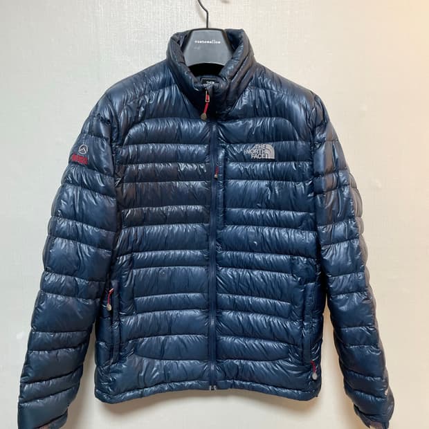 노스페이스 경량패딩 퍼텍스 퀀텀 구스다운 필파워800 95-100 사이즈