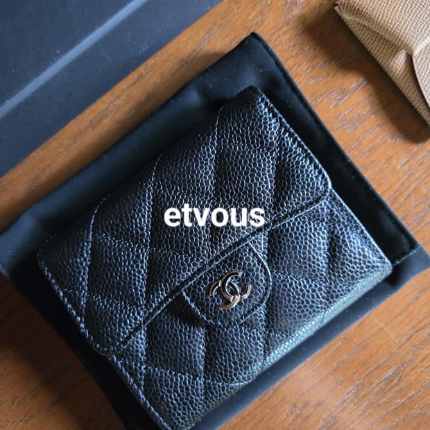 chanel 샤넬 클래식 스몰 월렛 캐비어 블랙 실버 정품