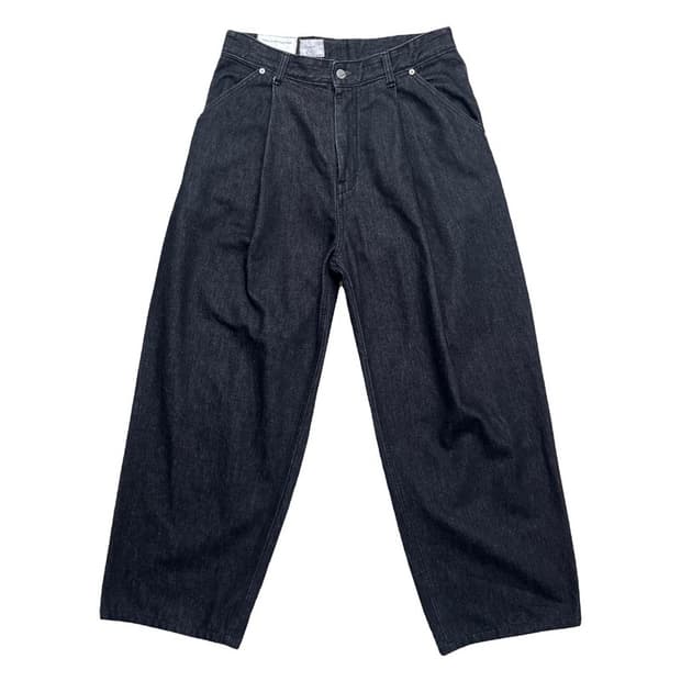 YOUTH 핀턱 흑청바지