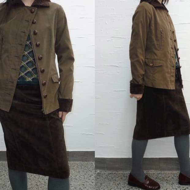 Brown buttons suede jacket