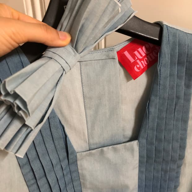 (7/31까지만판매)럭키슈에트 데님 슬리브리스 탑