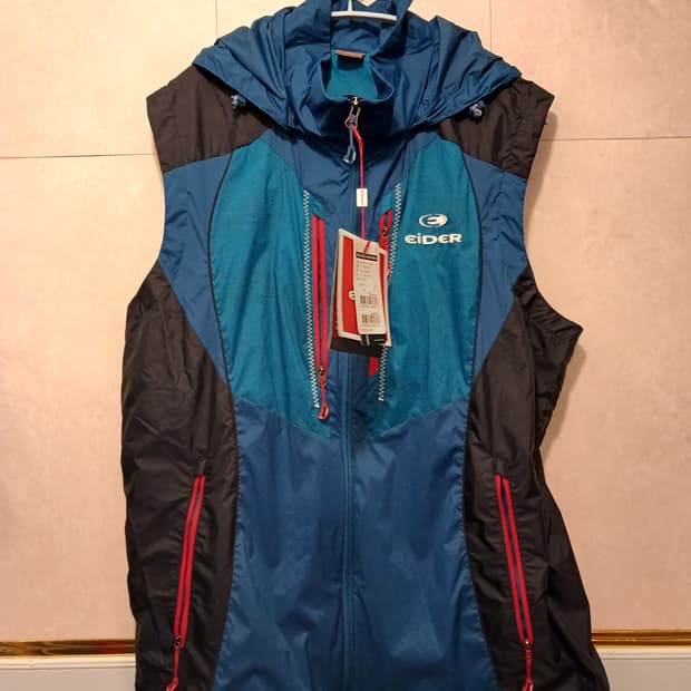 아이더 정품 남성 후드 조끼 XXL (110) 사이즈