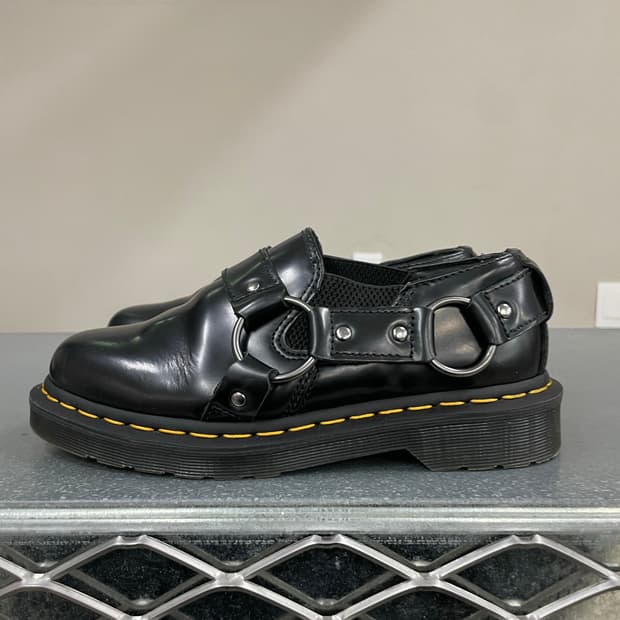 닥터마틴 길비 폴리쉬드 스무스 블랙 UK5