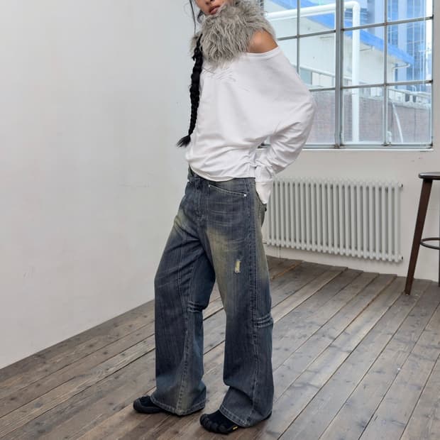 포르테나 CINCH BACK CURVED JEANS-BLUE