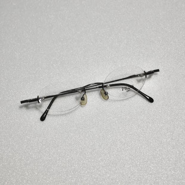 7BLOCK 무테 안경