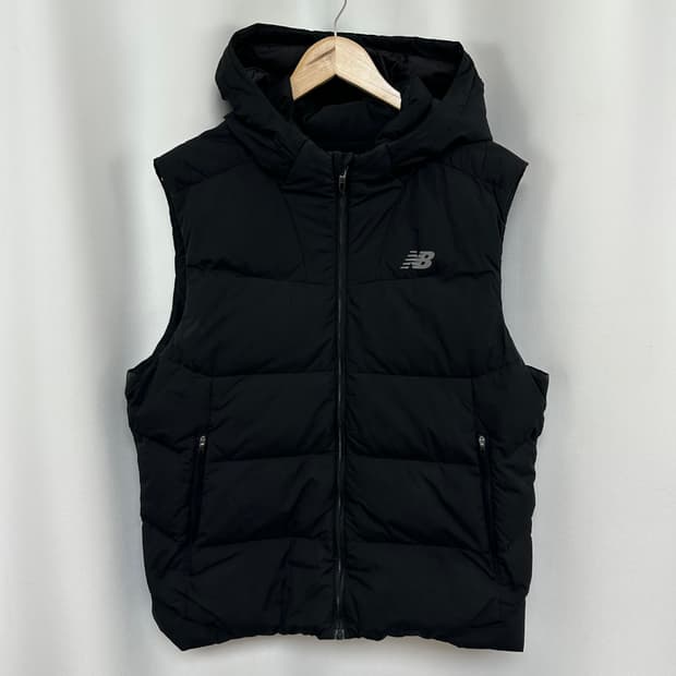  뉴발란스 남자 패딩조끼 검정 거위털 XL 105  EIWE