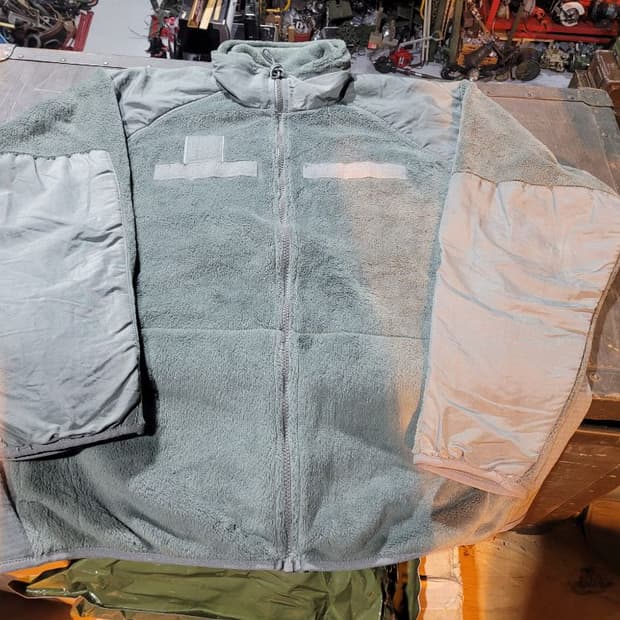 미군오리지널ACU플리스자켓(레벨3)