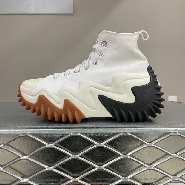 컨버스 런스타 모션 하이 화이트 235 (gr-4215)