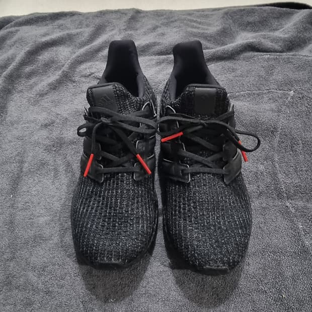 아디다스 울트라 부스트 270