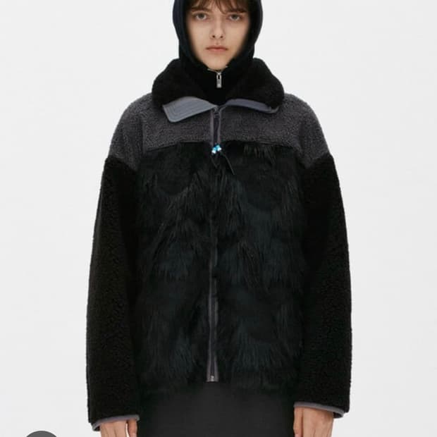 더오픈프로덕트. 페이크퍼 플리스 자켓