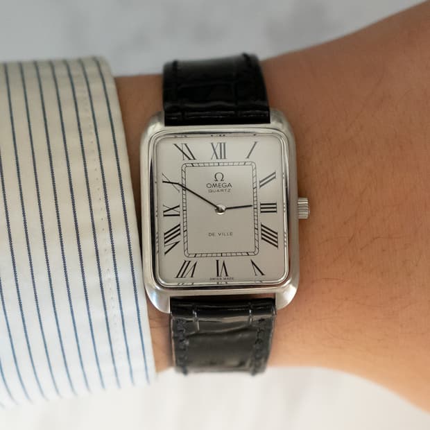 오메가 드빌 탱크 로만 점보 쿼츠 시계