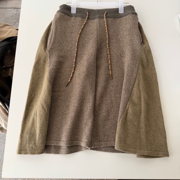 미수아바흐브 니트 팬츠