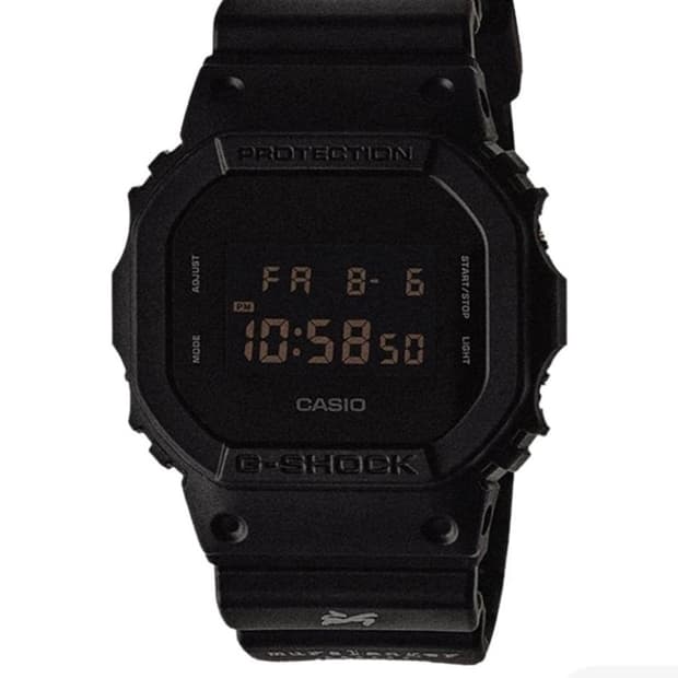 지샥 X 언더마이카 콜라보 머슬랭거 DW-5600UMC26-1DR 판매
